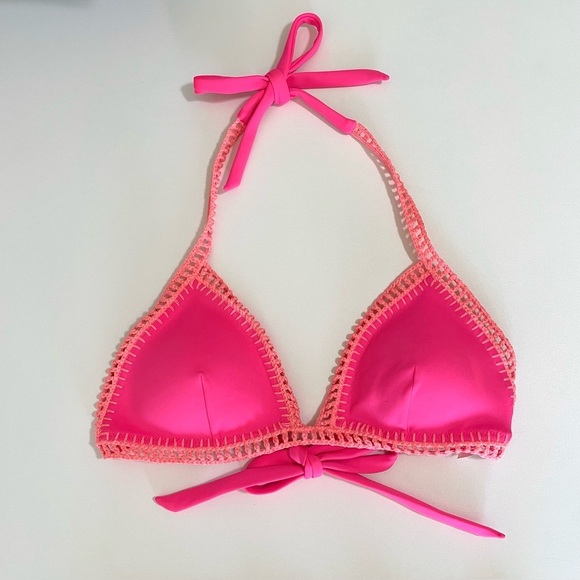 Victoria’s Secret Crochet Trim Bikini 2 PC Swimsuit Pink Large Top Small Bottom - Picture 4 of 16